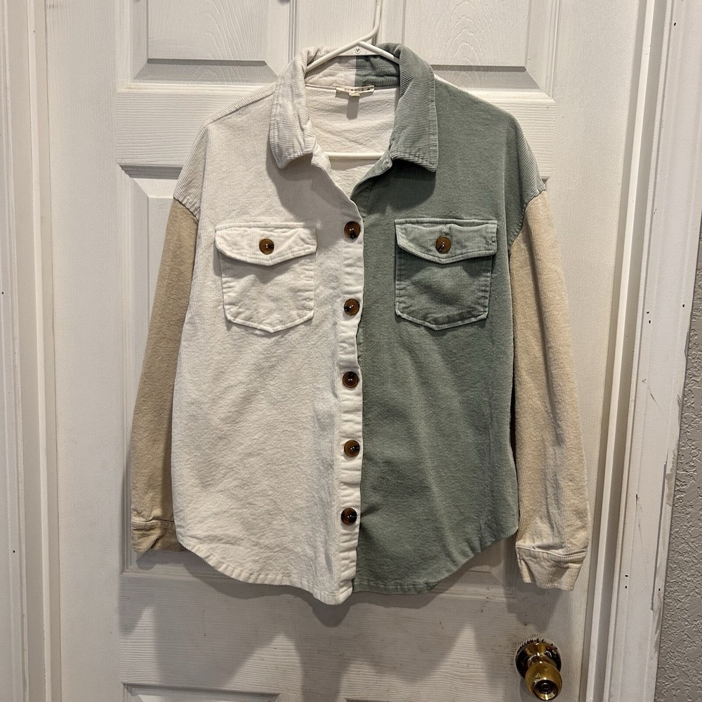 ILLA ILLA Women Colorblock Corduroy Shacket Sage Green Cream Tan Small Earthy